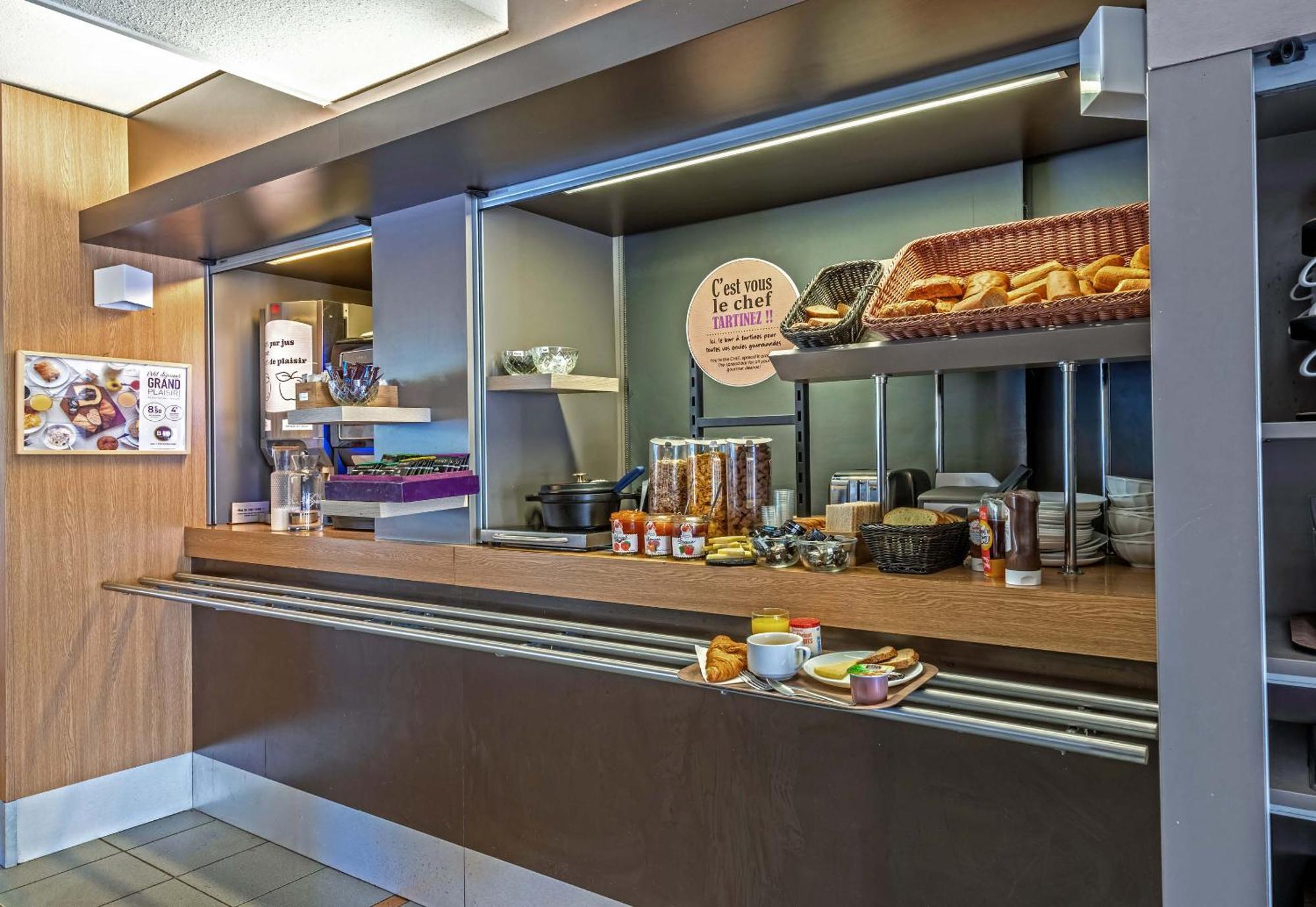 B&B Hotel Morlaix Saint-Martin-des-Champs  외부 사진