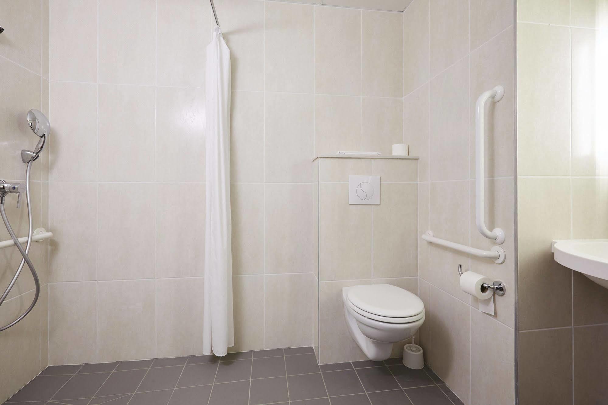 B&B Hotel Morlaix Saint-Martin-des-Champs  외부 사진